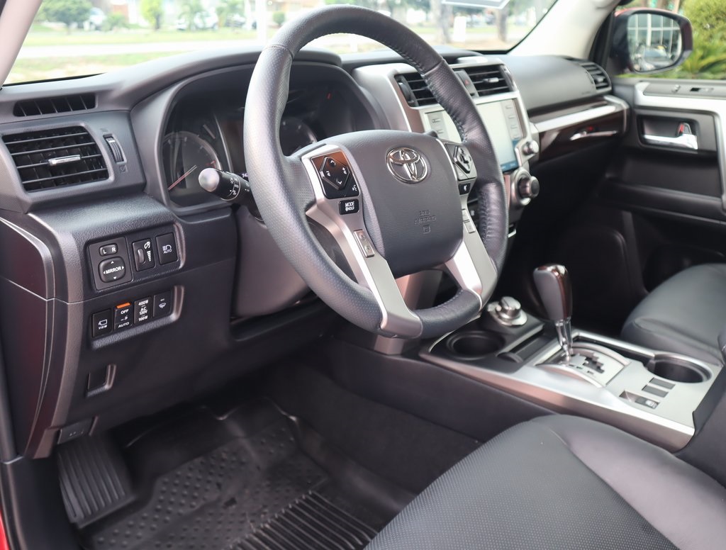 Thumbnail: 2023 Toyota 4Runner - 23