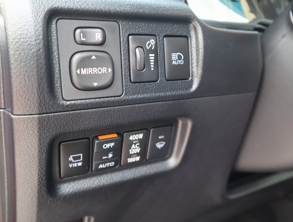 Thumbnail: 2023 Toyota 4Runner - 24