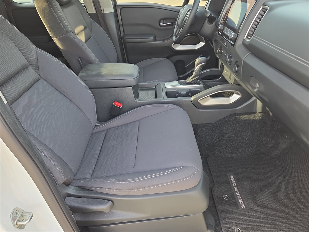 2022 Nissan Frontier SV White at Durrett Motor Company