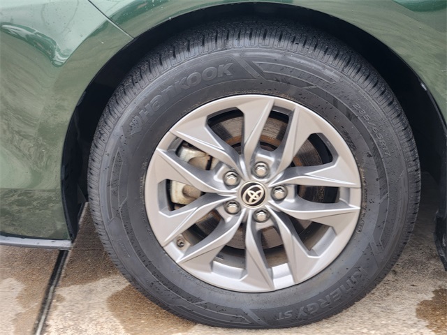 2022 Toyota Sienna XLE  at Don McGill Toyota