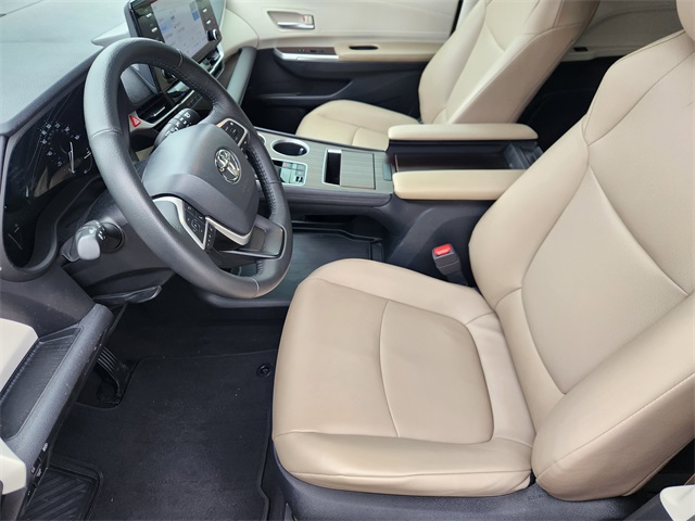 2022 Toyota Sienna XLE  at Don McGill Toyota