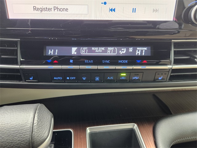 2022 Toyota Sienna XLE  at Don McGill Toyota