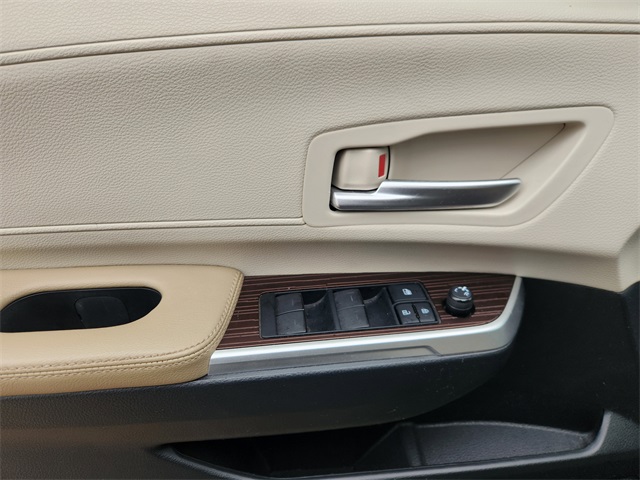 2022 Toyota Sienna XLE  at Don McGill Toyota