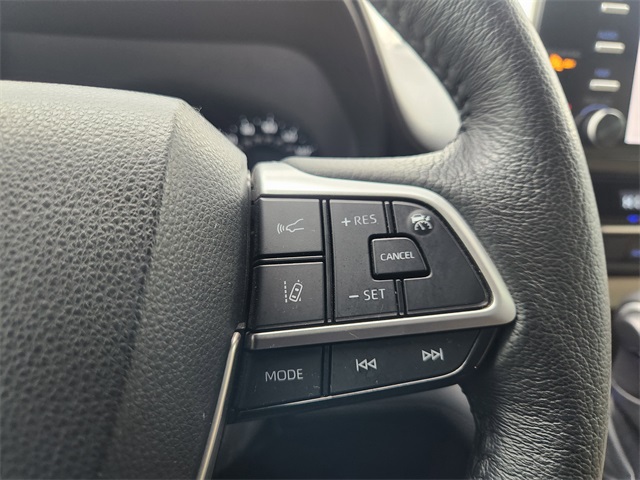 2022 Toyota Sienna XLE  at Don McGill Toyota