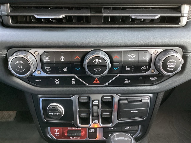 Used Car 2024 Jeep Gladiator  Mojave For Sale Under $50,000 In San Antonio, Texas