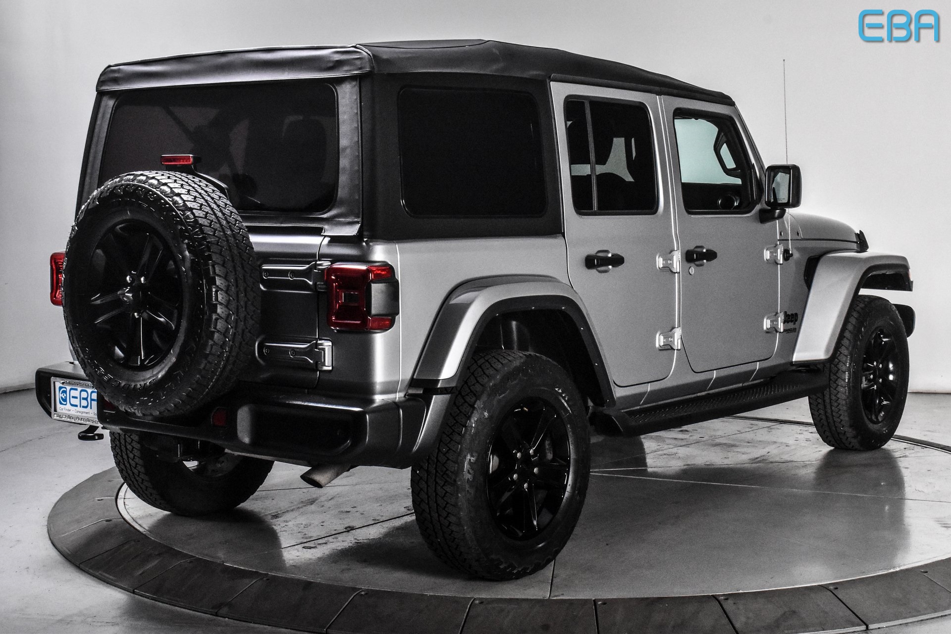 2021 Jeep Wrangler Unlimited Sahara Altitude photo 6