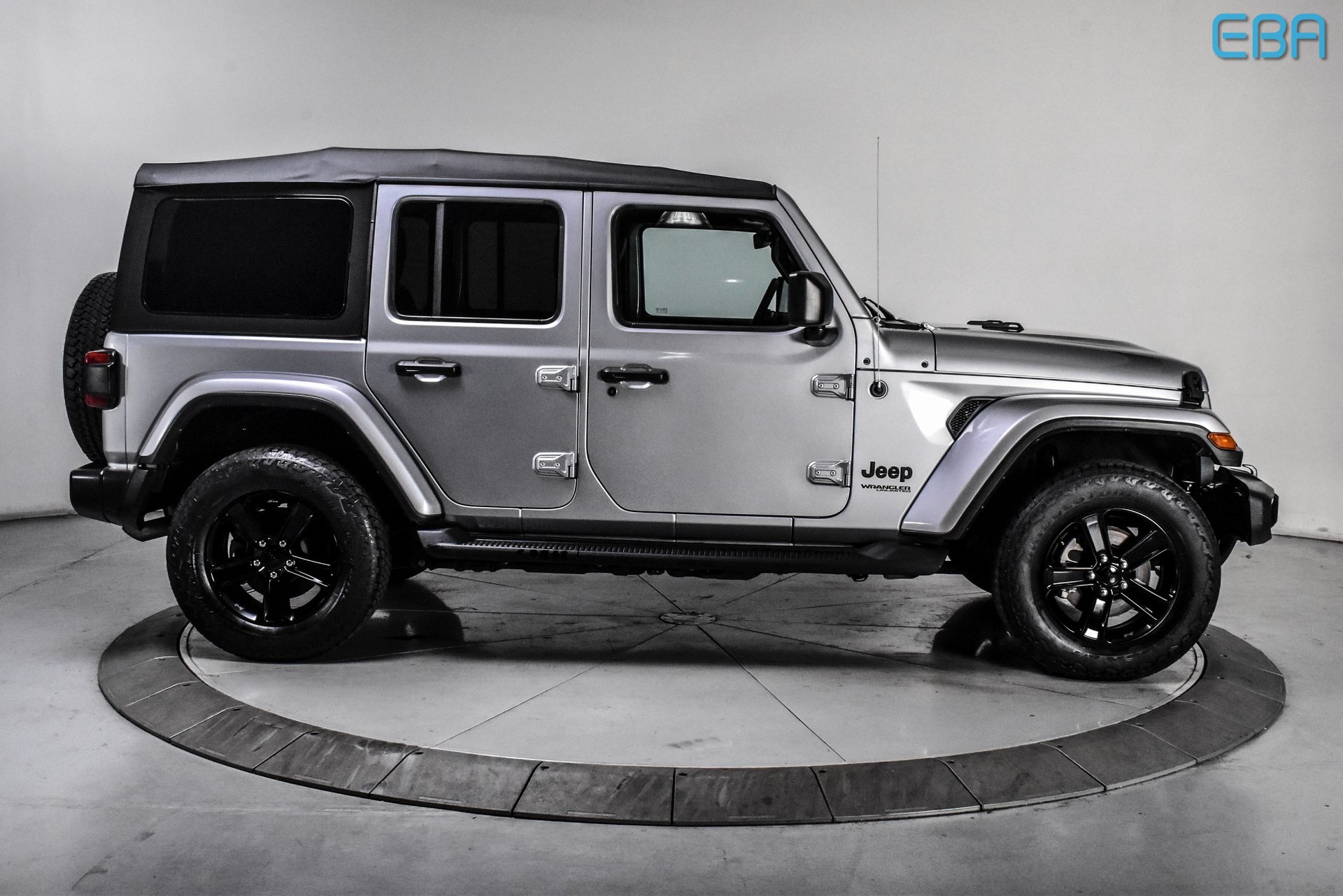 2021 Jeep Wrangler Unlimited Sahara Altitude photo 7