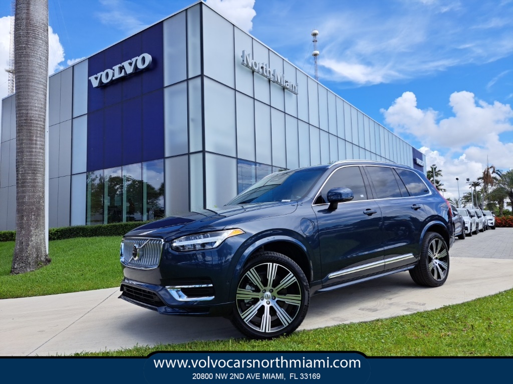 2025 Volvo XC90 Plug-In Hybrid T8 Ultra