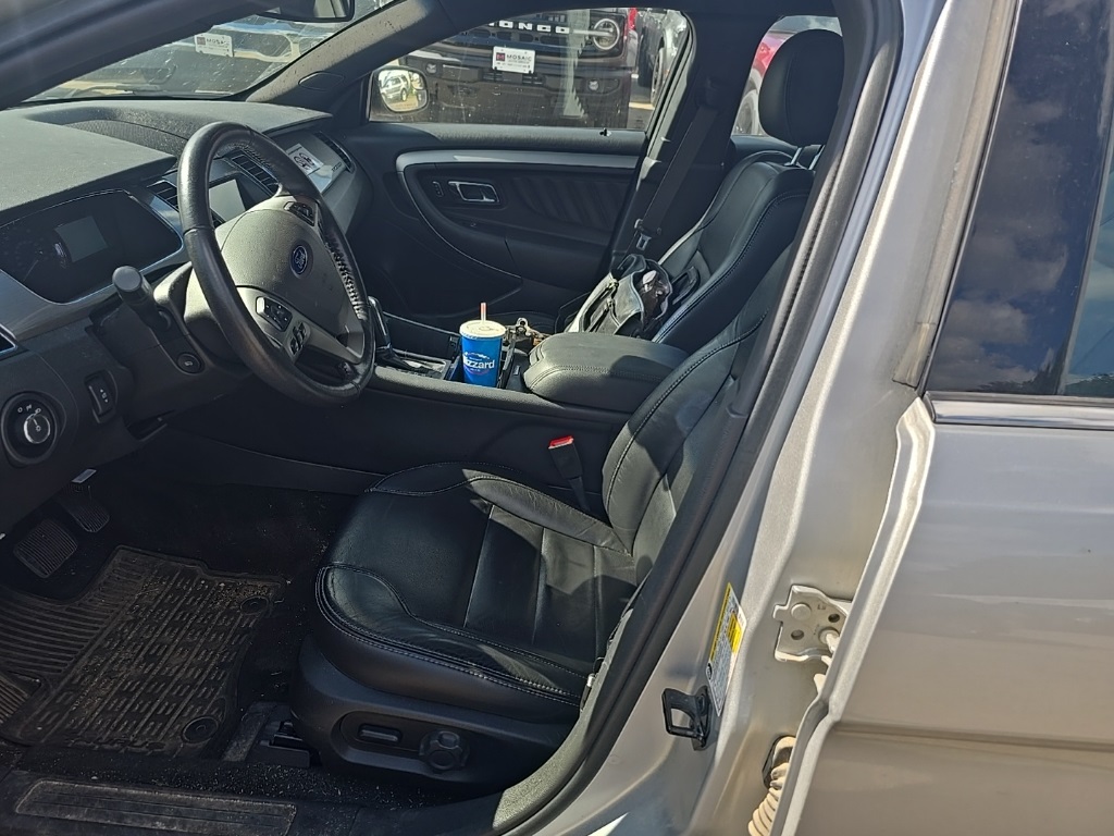 2016 Ford Taurus
