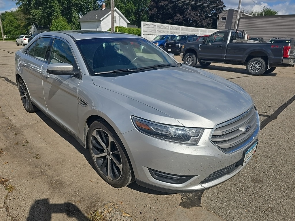 2016 Ford Taurus