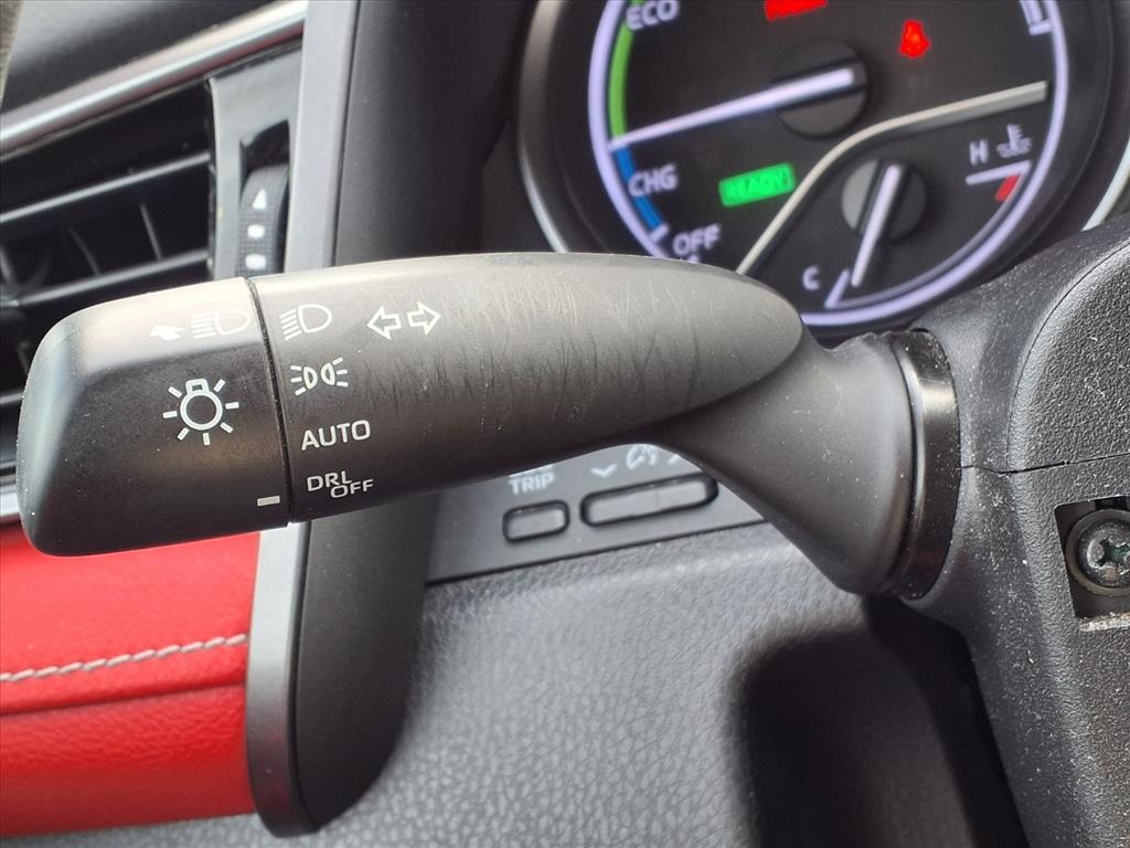 2023 Toyota Camry Hybrid XSE White at Toyota of Victoria