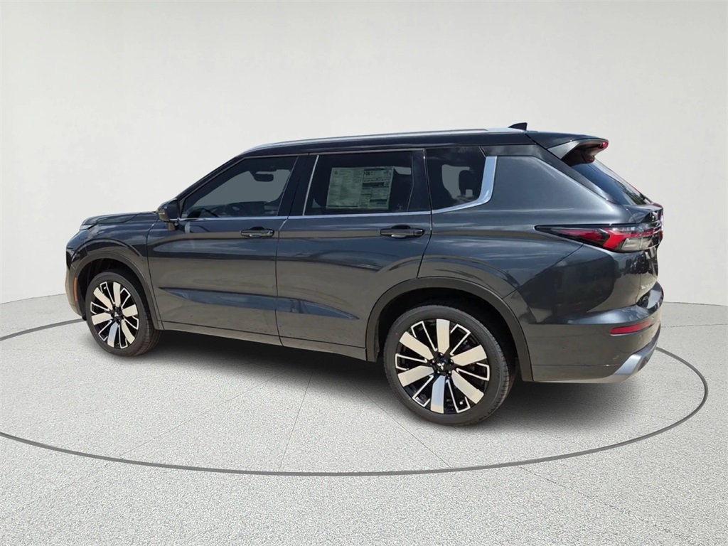 2025 Mitsubishi Outlander SEL Gray at Mac Haik CDJR North Houston