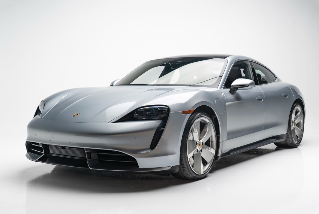 2020 Porsche Taycan - Thumbnail 5