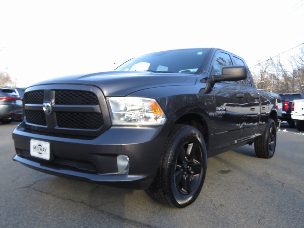 2018 RAM 1500 Express Quad Cab 4WD