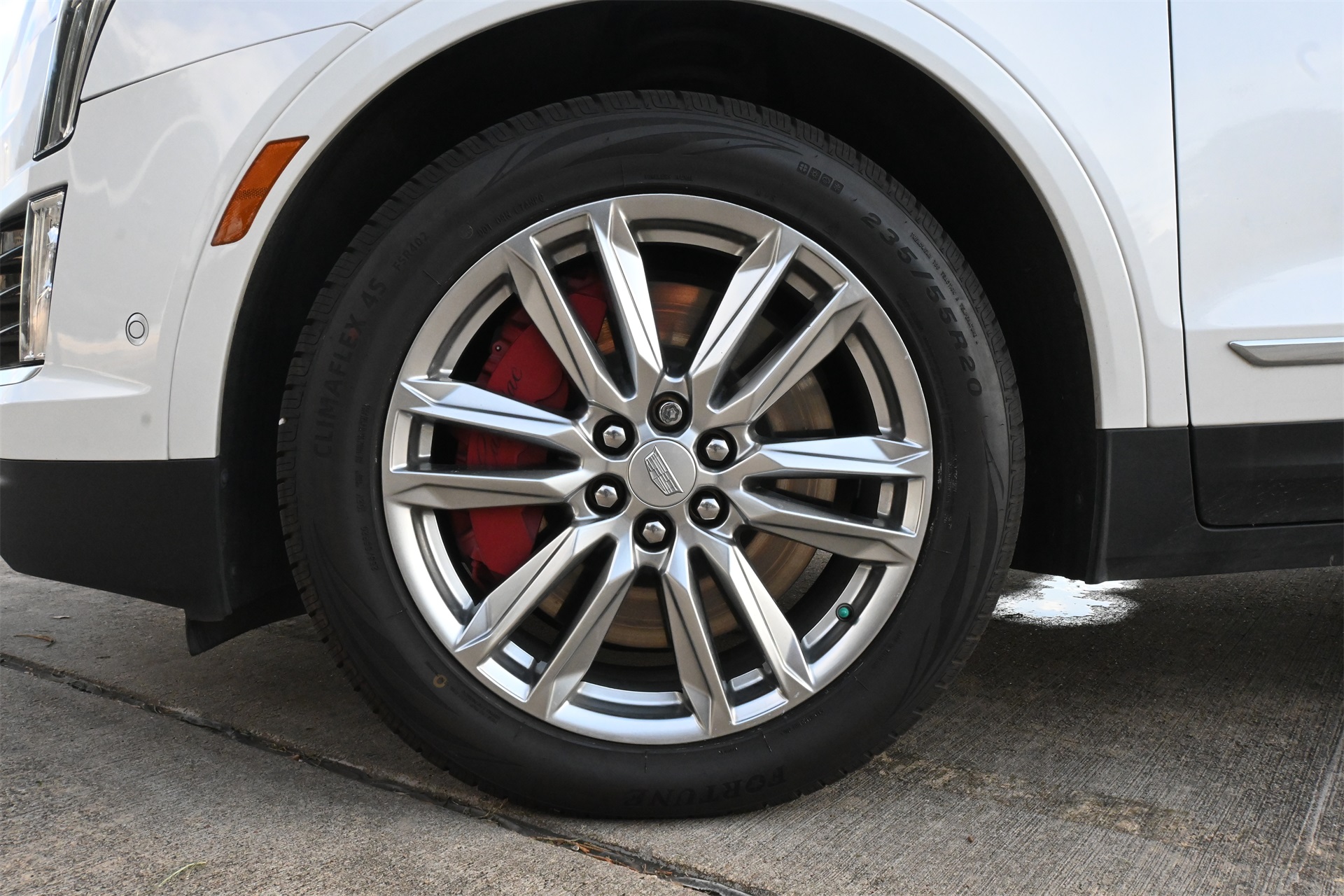 2022 Cadillac XT5 Sport White at Classic Elite Chevrolet Hwy 6