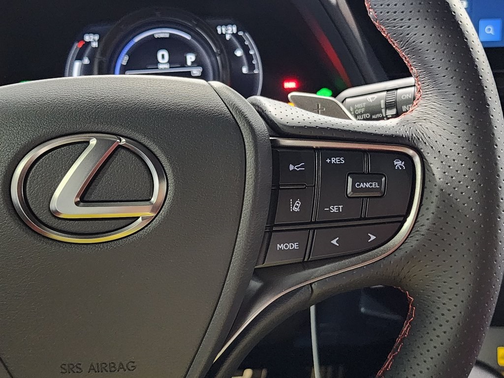 Thumbnail: 2025 Lexus UX - 17