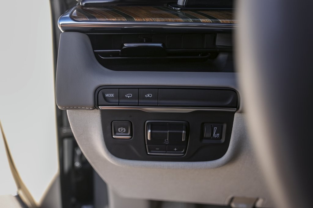 Used Car 2023 Cadillac Escalade  Premium Luxury Platinum For Sale Under $80,000 In Austin, Texas