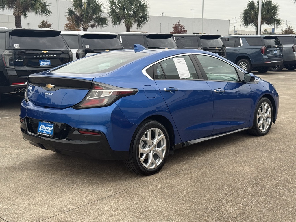2017 Chevrolet Volt Premier - 9