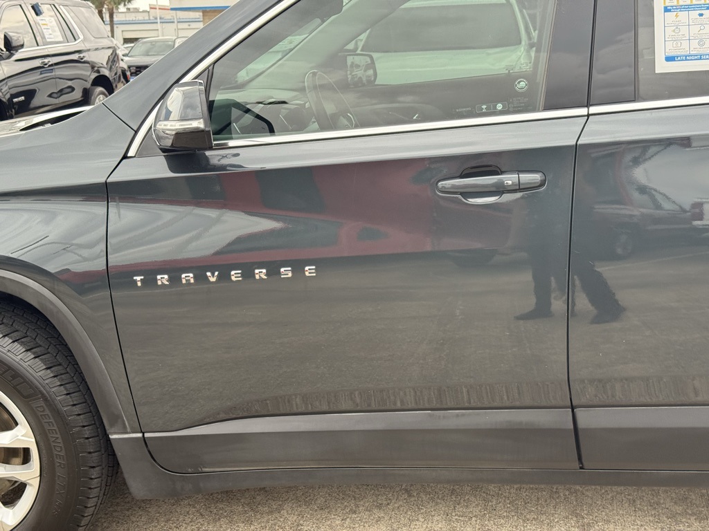 2019 Chevrolet Traverse LT Gray at Bayway Cadillac of The Woodlands