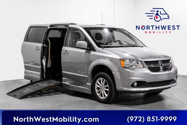 (JR325218) 2018 Dodge Grand Caravan SXT