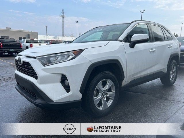 2020 Toyota RAV4 XLE