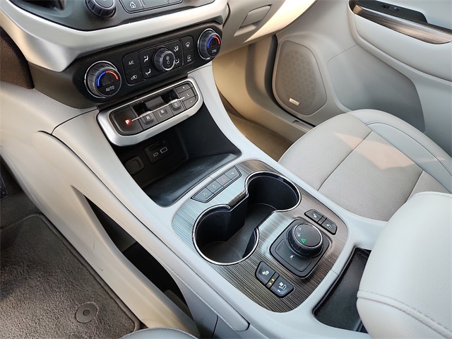 Used Car 2022 Gmc Acadia  Slt For Sale Under $30,000 In Plainview, Texas