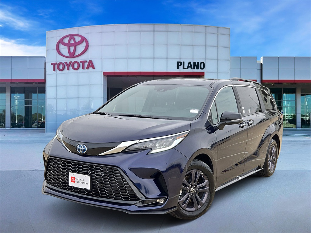 2024 Toyota Sienna XSE 7-Passenger AWD