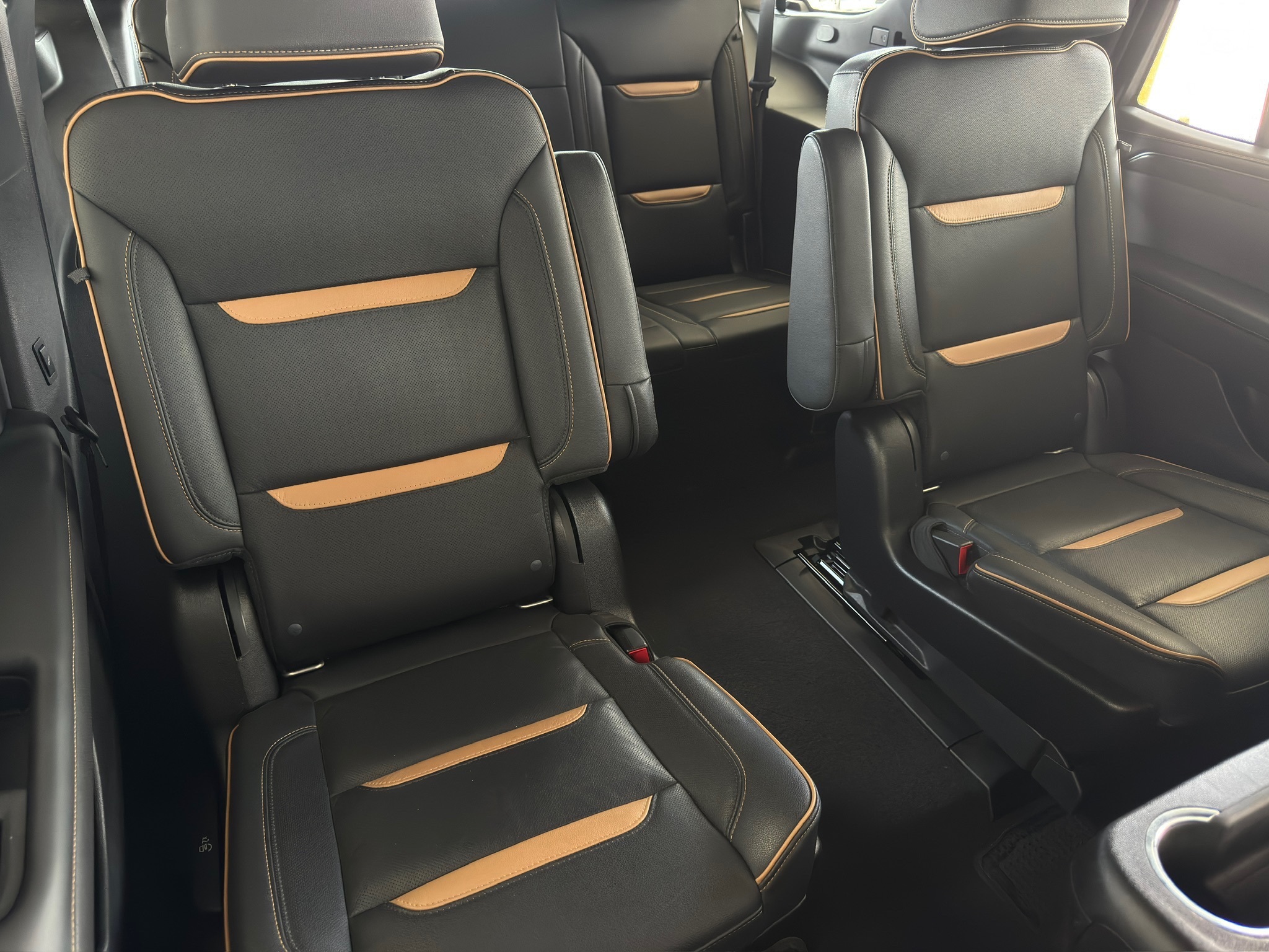 2021 GMC Yukon AT4 White at Bayway Cadillac of The Woodlands