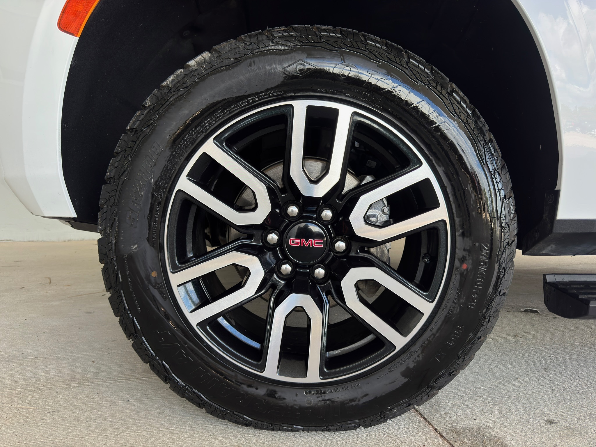 2021 GMC Yukon AT4 White at Bayway Cadillac of The Woodlands