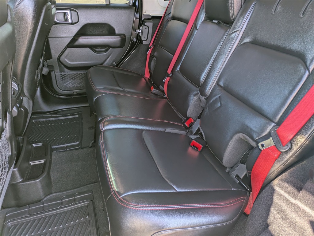 Used 2020 Jeep Wrangler For Sale in Findlay, OH