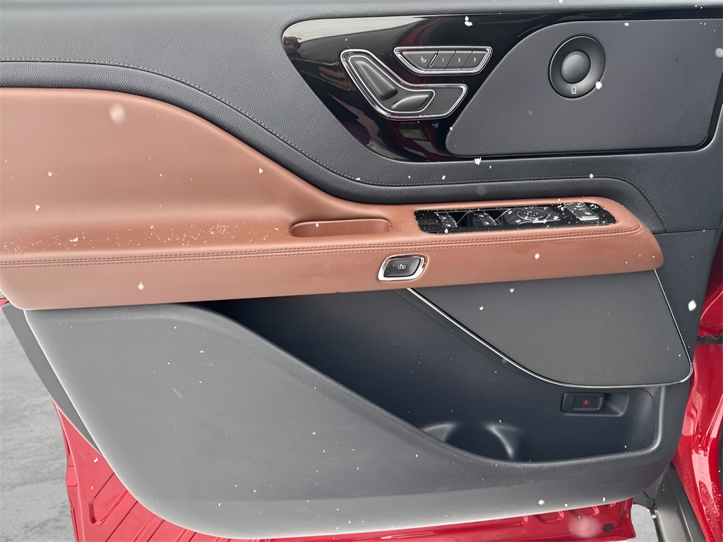 2025 Lincoln Aviator