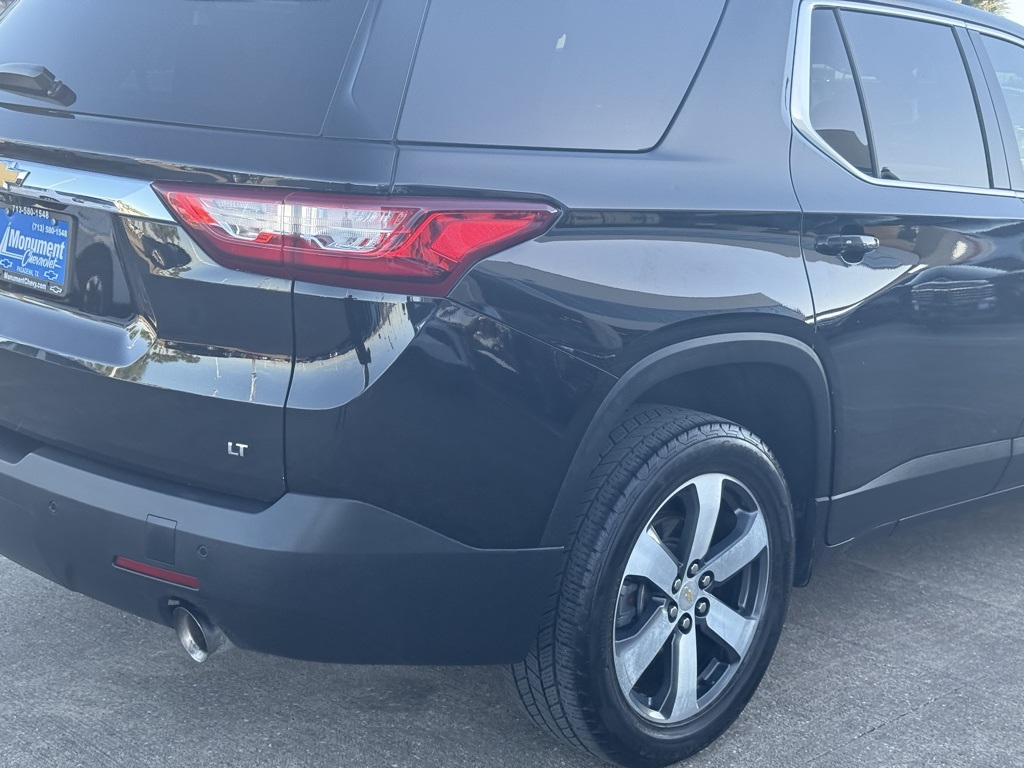 2020 Chevrolet Traverse 3LT Black at Bravo Nissan