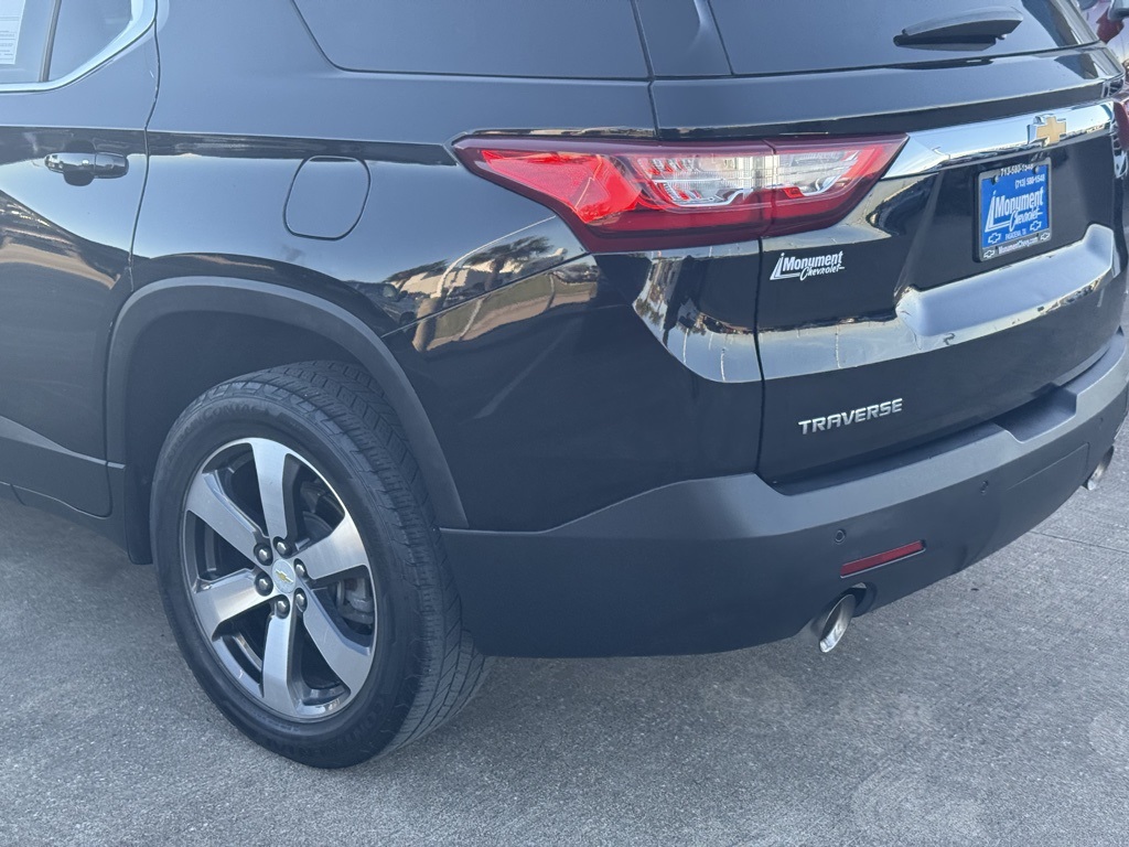2020 Chevrolet Traverse 3LT Black at Bravo Nissan