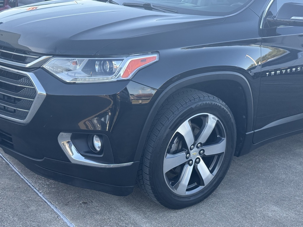 2020 Chevrolet Traverse 3LT Black at Bravo Nissan