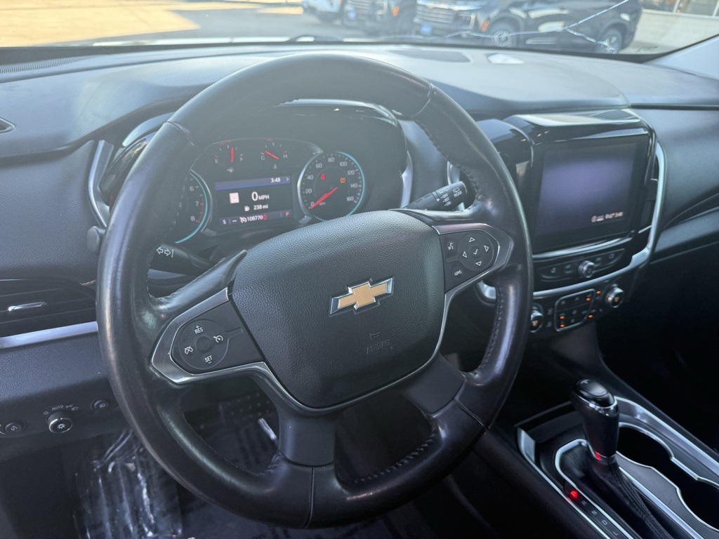 2020 Chevrolet Traverse 3LT Black at Bravo Nissan