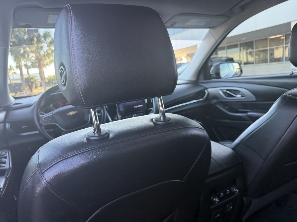 2020 Chevrolet Traverse 3LT Black at Bravo Nissan