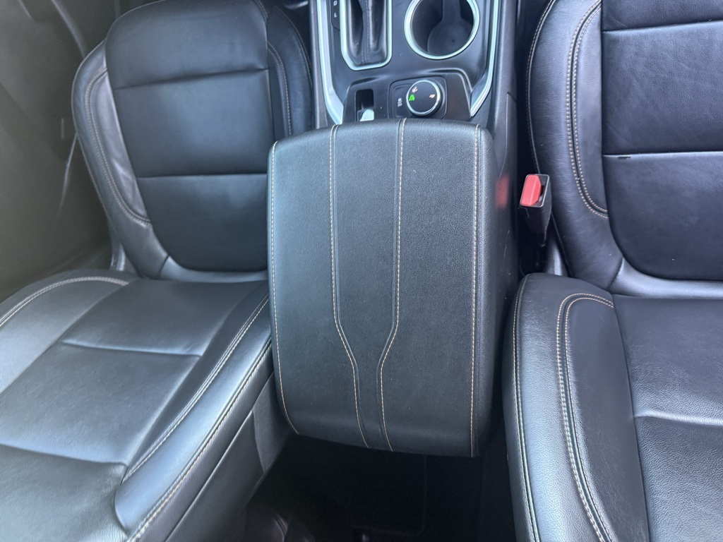 2020 Chevrolet Traverse 3LT Black at Bravo Nissan