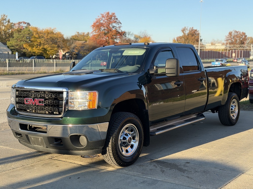 2013 GMC Sierra 3500 Work Truck's photo