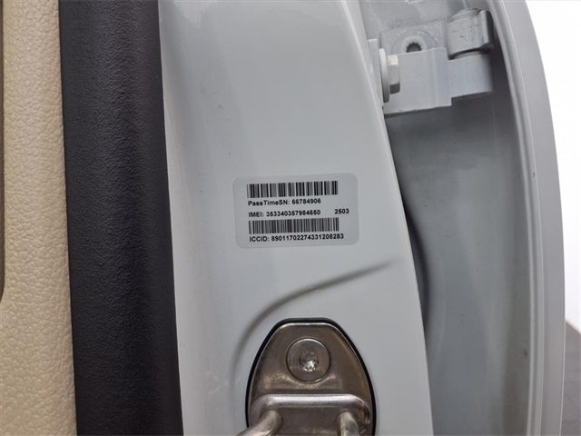 2017 Volkswagen Tiguan 2.0T Wolfsburg Edition - 9