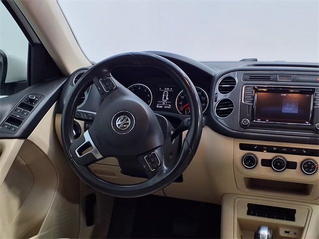 2017 Volkswagen Tiguan 2.0T Wolfsburg Edition - 3
