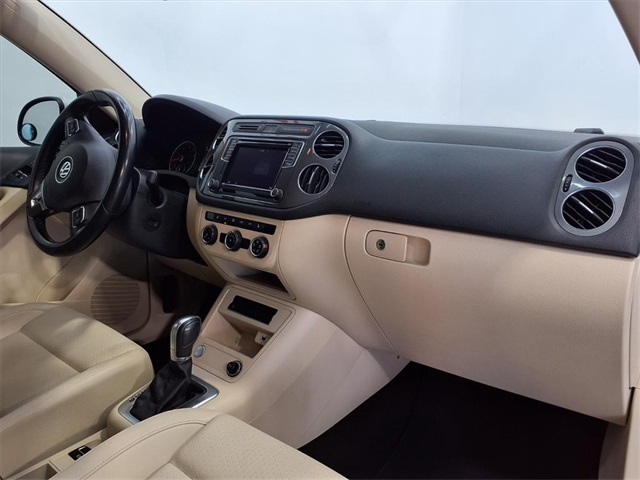 2017 Volkswagen Tiguan 2.0T Wolfsburg Edition - 5