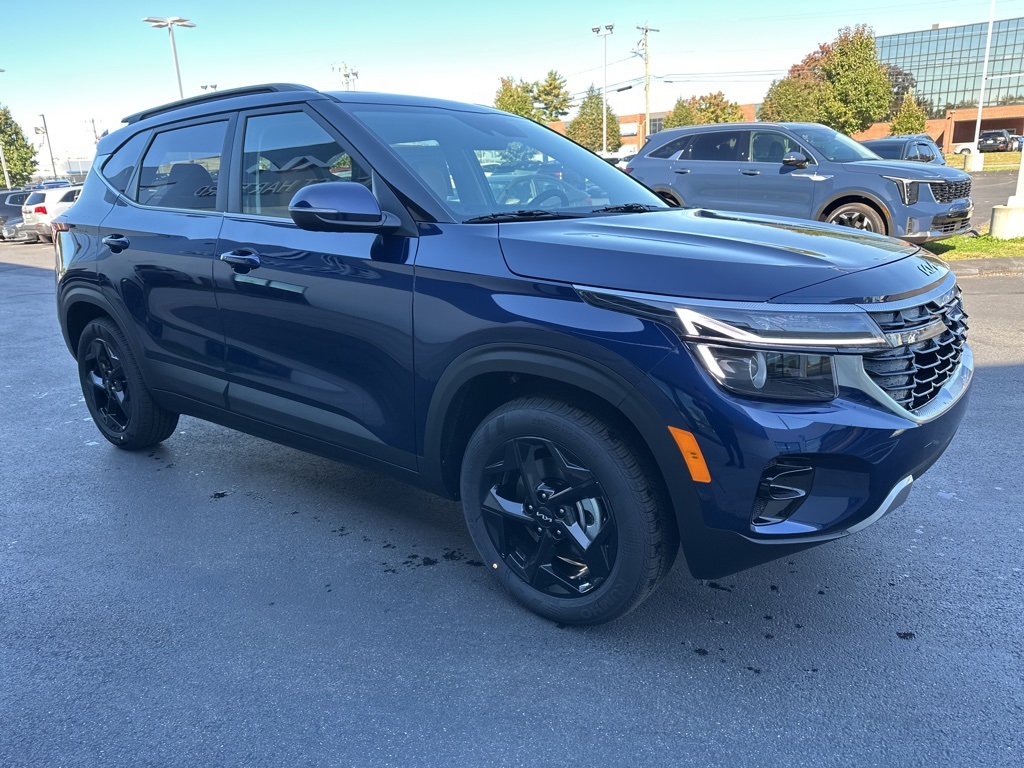 2026 Kia Seltos EX photo 2