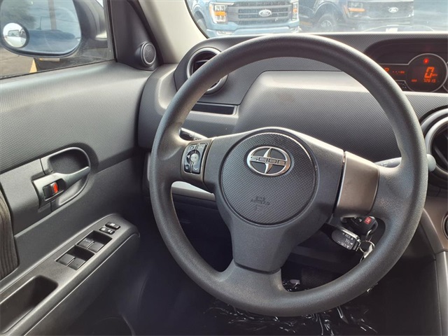 2014 Scion xB Base - 4