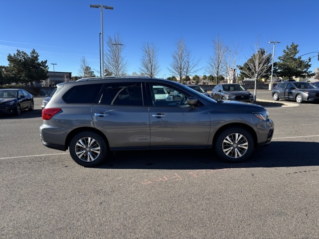 Used 2019 Nissan Pathfinder SL with VIN 5N1DR2MMXKC624479 for sale in Flagstaff, AZ