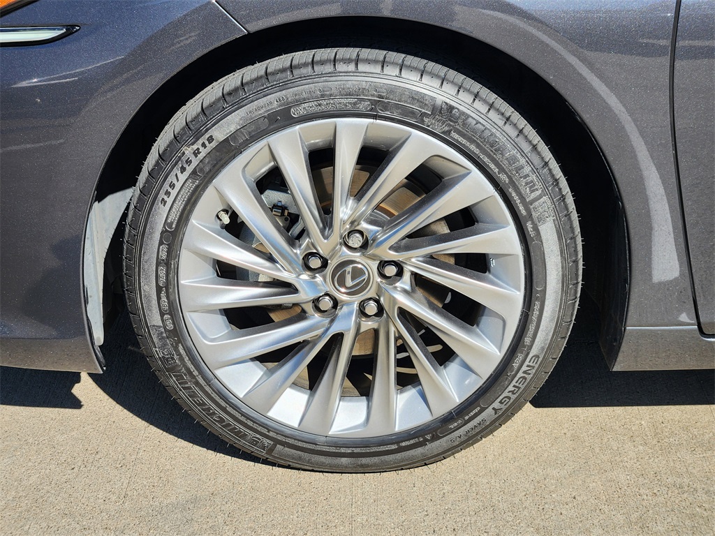 2022 Lexus ES 300h Ultra Luxury Gray at Westside Lexus