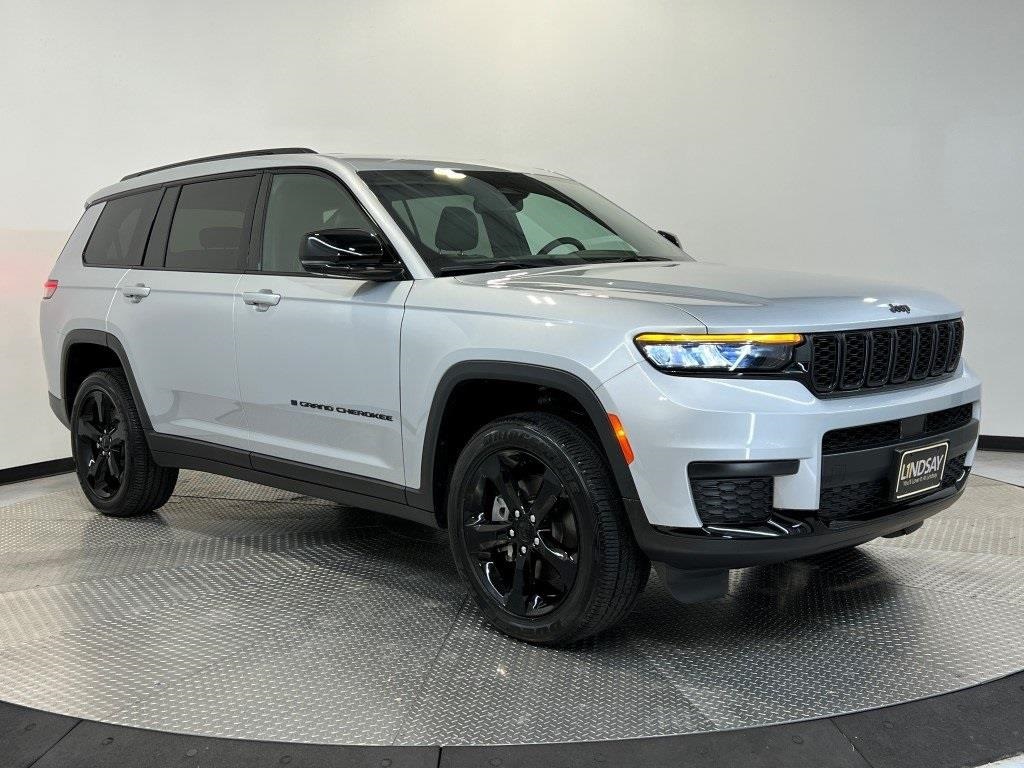 2024 Jeep Grand Cherokee L Altitude 4WD