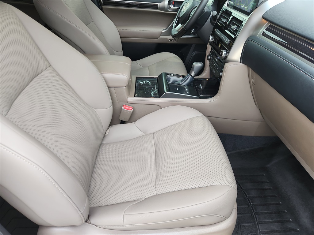 2023 Lexus GX 460 Silver at River Oaks CDJR