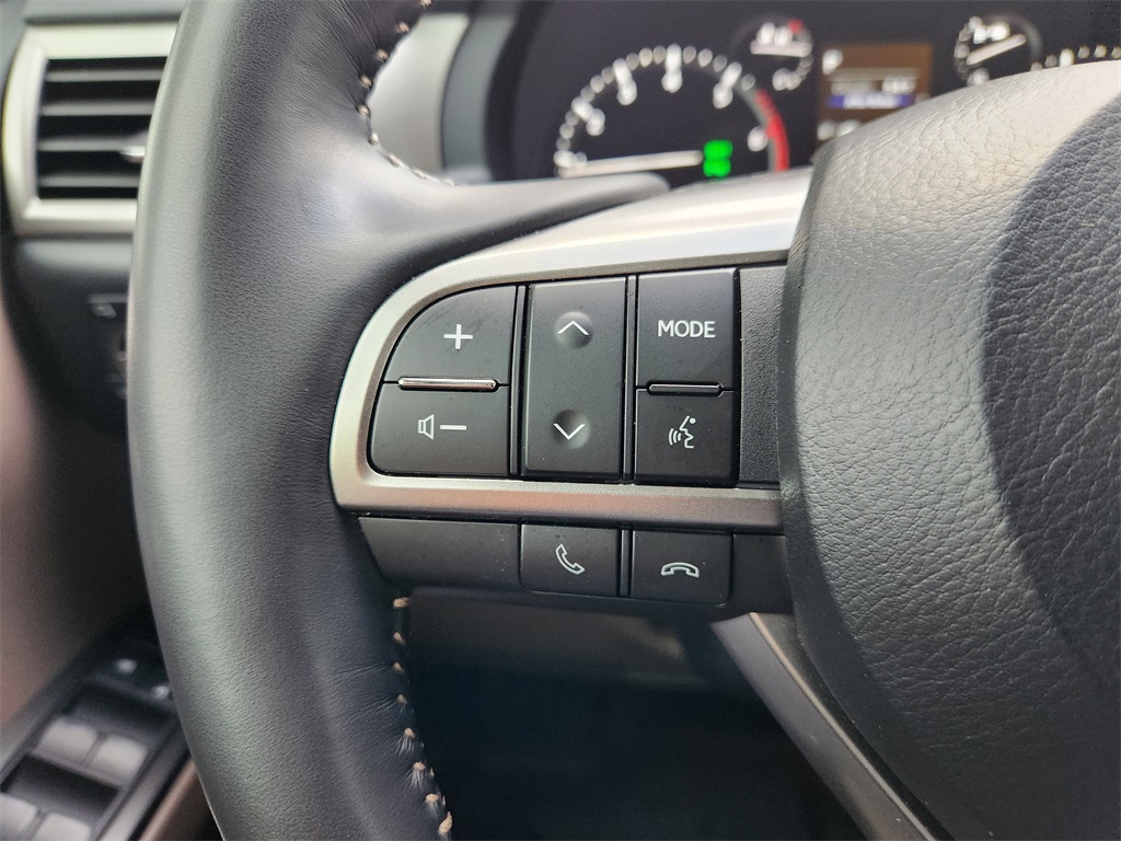 2023 Lexus GX 460 Silver at River Oaks CDJR