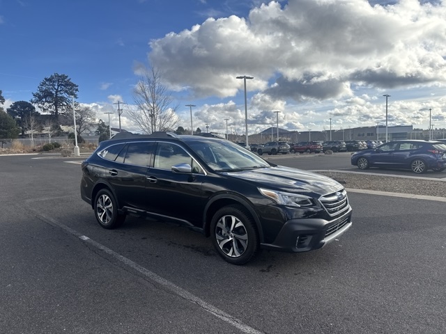 2021 Subaru Outback Touring's photo