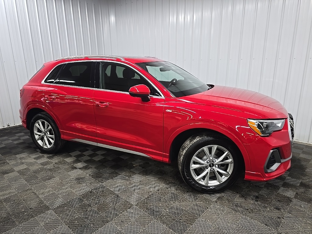 2022 Audi Q3 quattro Premium S Line 45 TFSI
